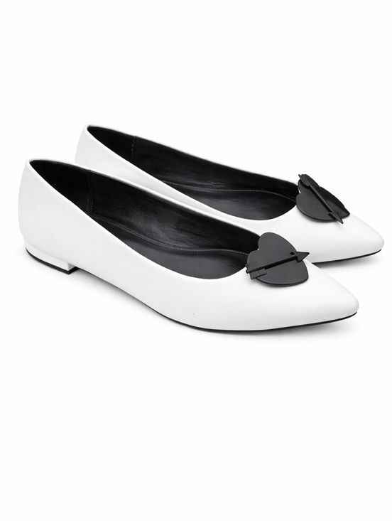 Katy Perry Collections Shoes - Katy Perry Heart shoes 9.5 NIB‎